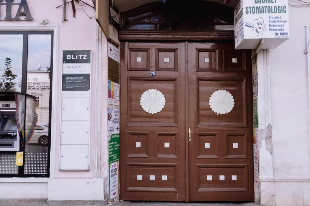 ☆ Bulevard Apartments ☆ Arad Exterior foto