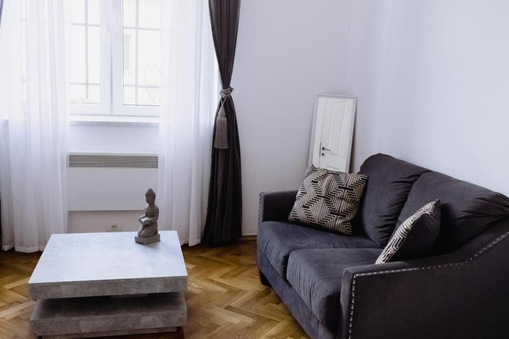 ☆ Bulevard Apartments ☆ Arad Exterior foto