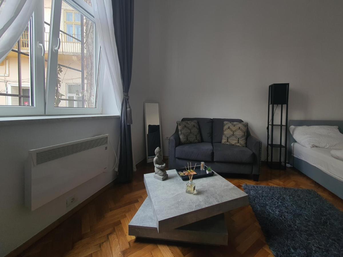 ☆ Bulevard Apartments ☆ Arad Exterior foto