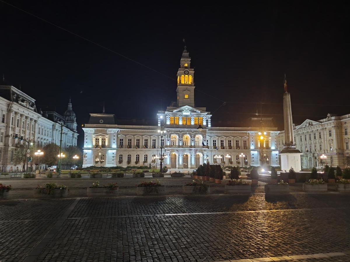 ☆ Bulevard Apartments ☆ Arad Exterior foto